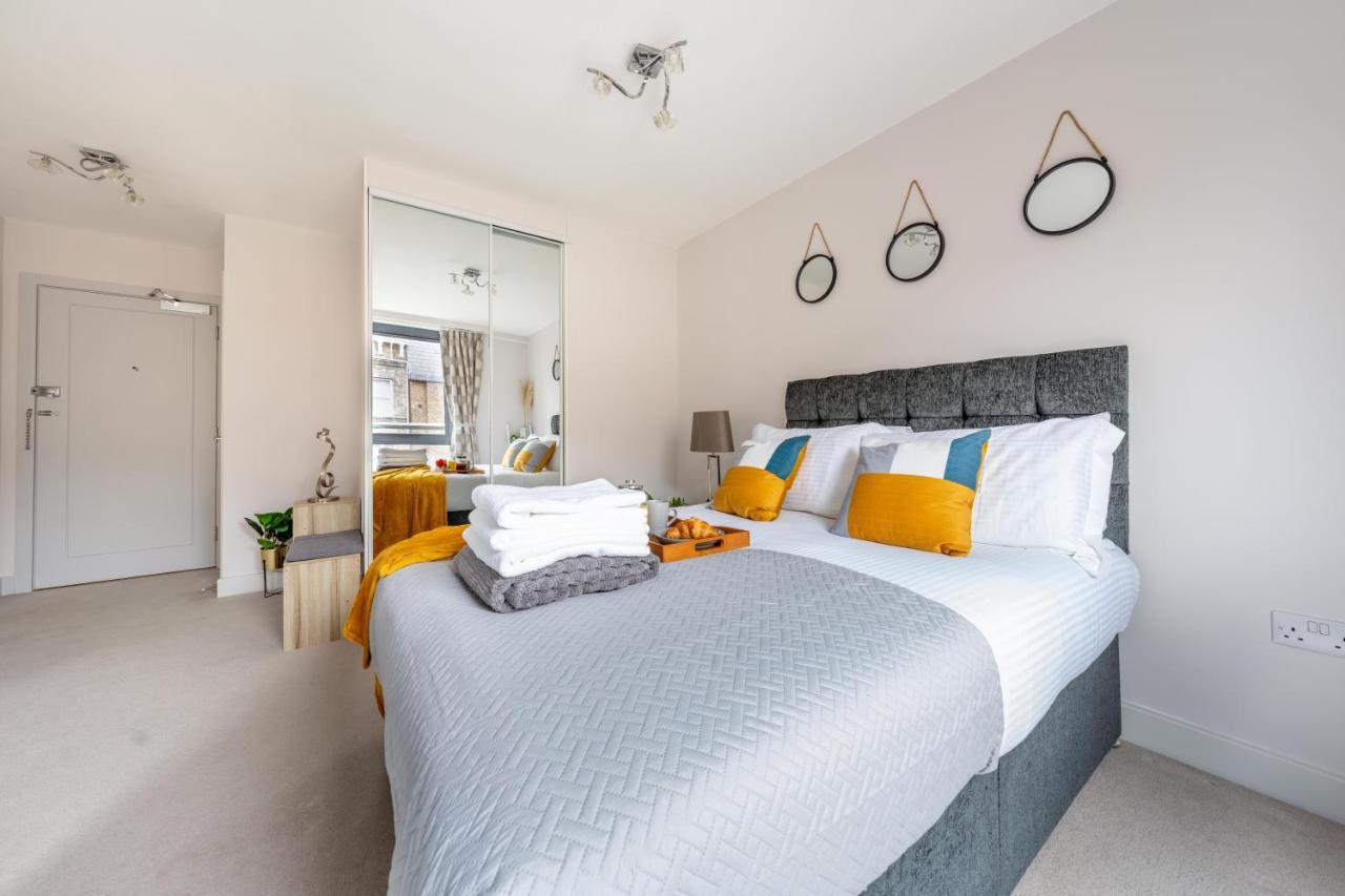 Windsor Luxury Studio Apartment Exterior photo