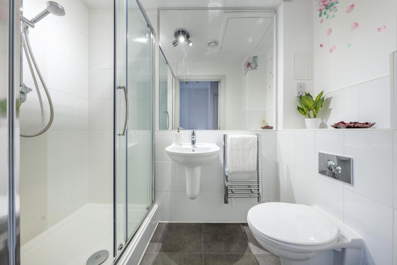Windsor Luxury Studio Apartment Exterior photo